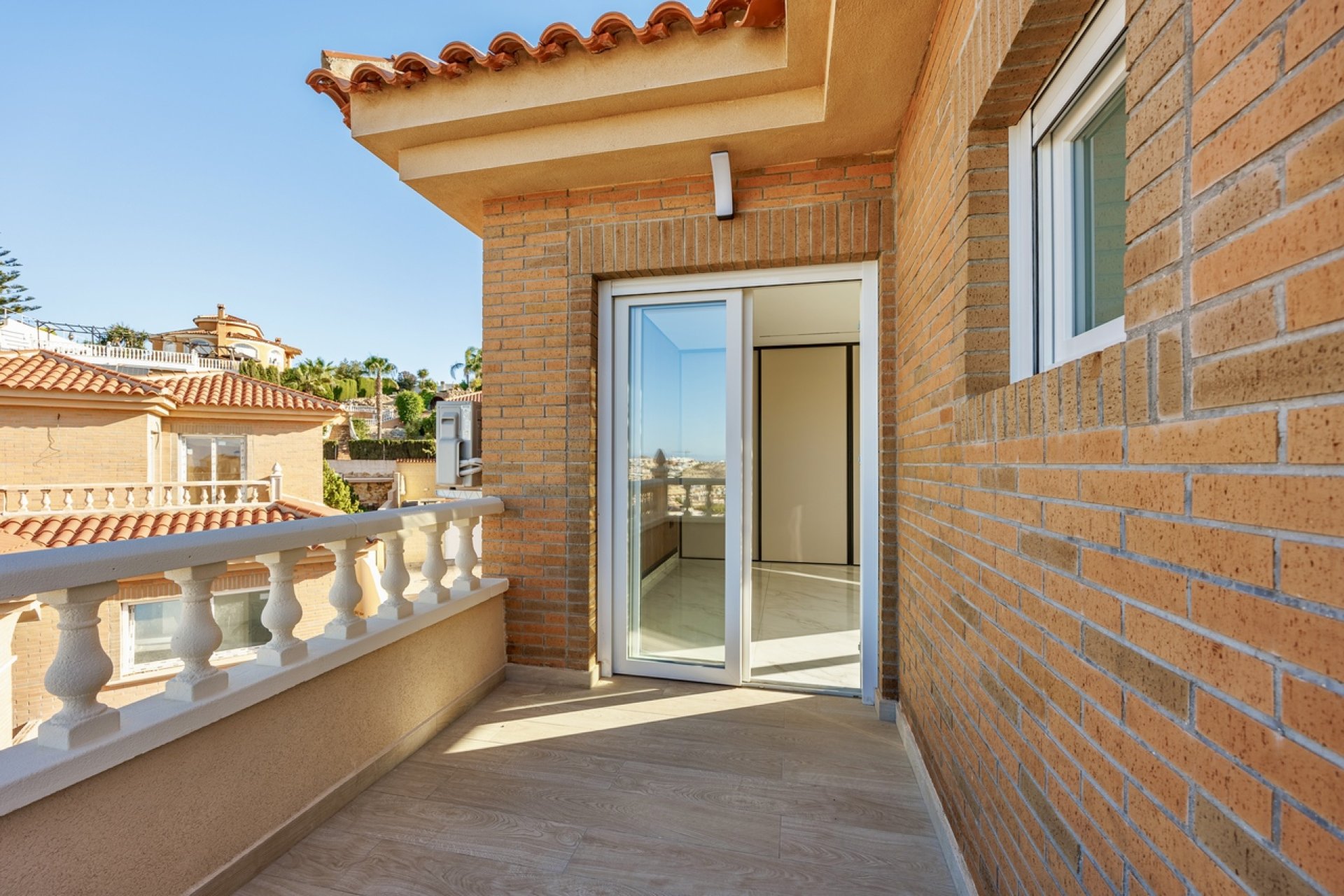 Villa moderna con piscina privada en Ciudad Quesada, cerca del campo de golf