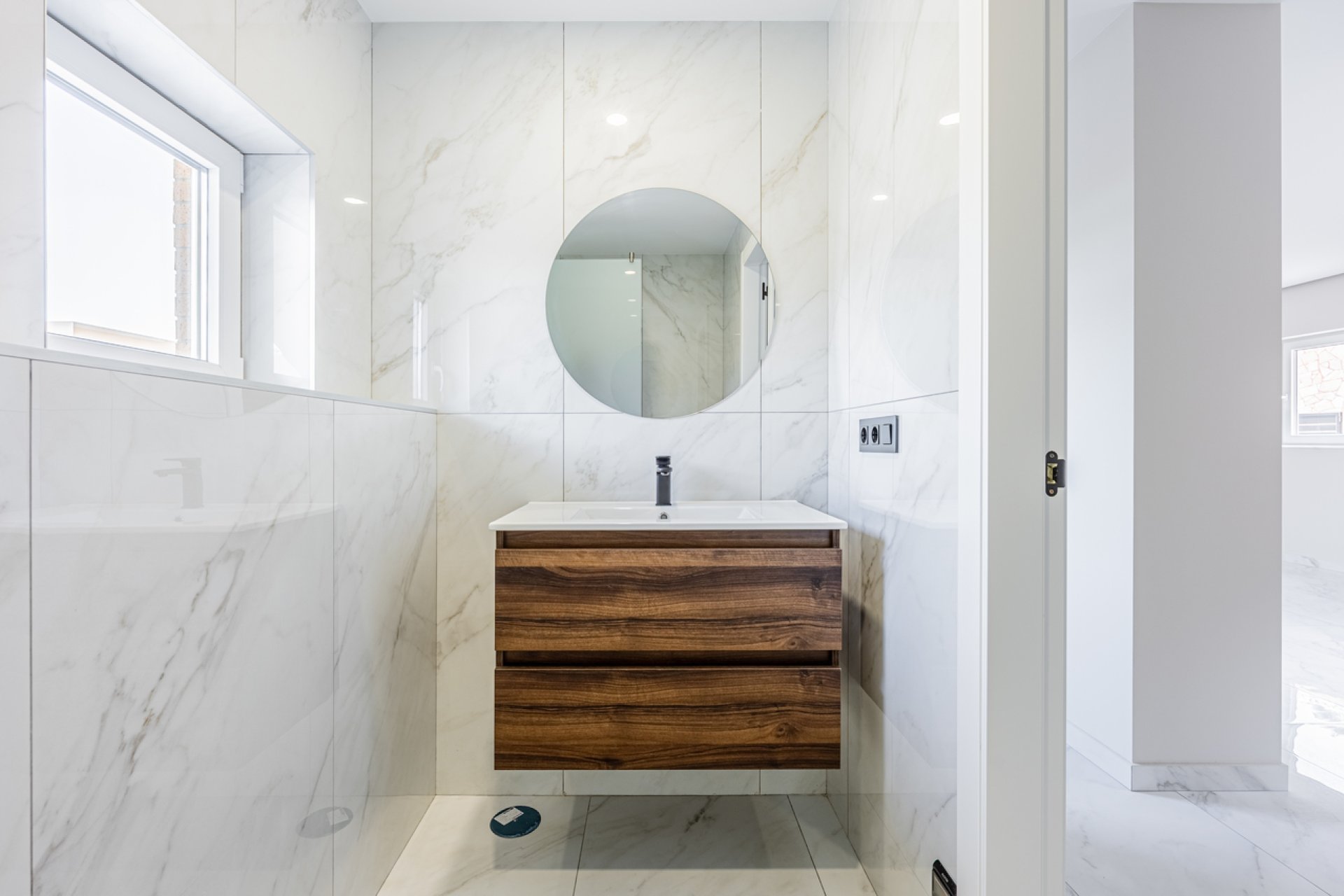 Villa moderna con piscina privada en Ciudad Quesada, cerca del campo de golf