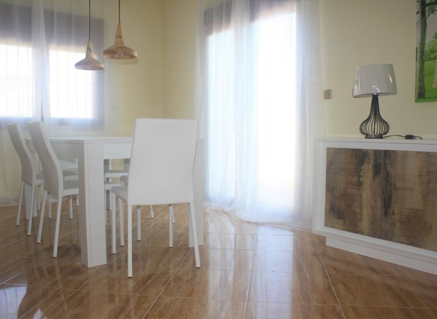 Villa moderna con piscina privada en Los Altos, Torrevieja