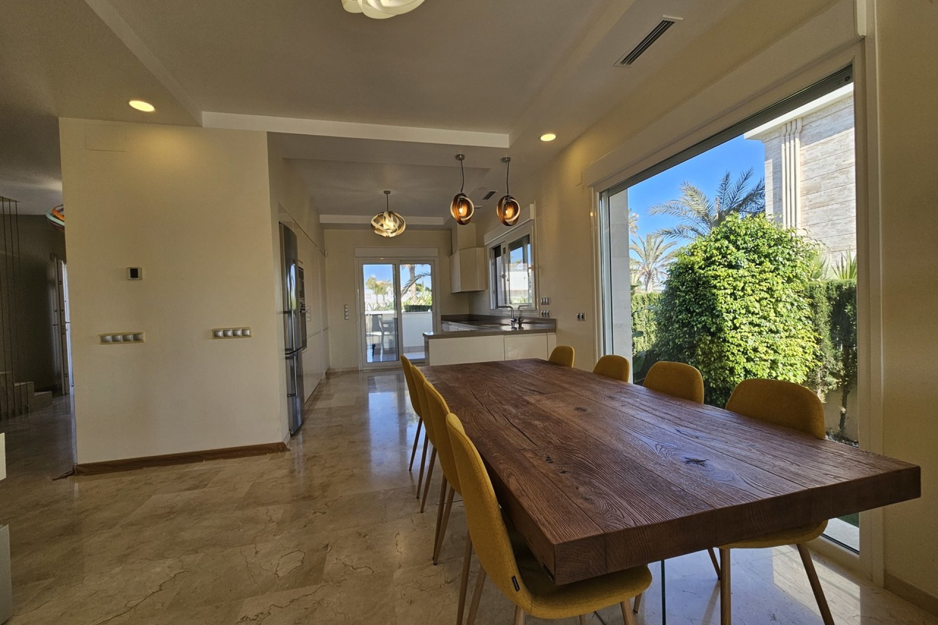 Villa moderna de 5 dormitorios con vistas al mar en Orihuela Costa