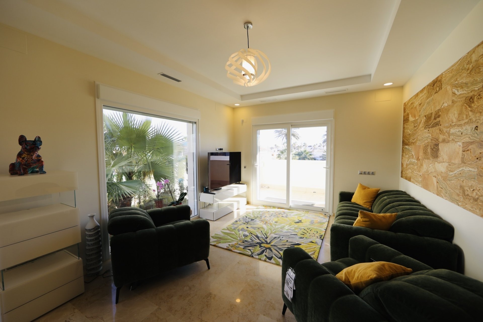 Villa moderna de 5 dormitorios con vistas al mar en Orihuela Costa