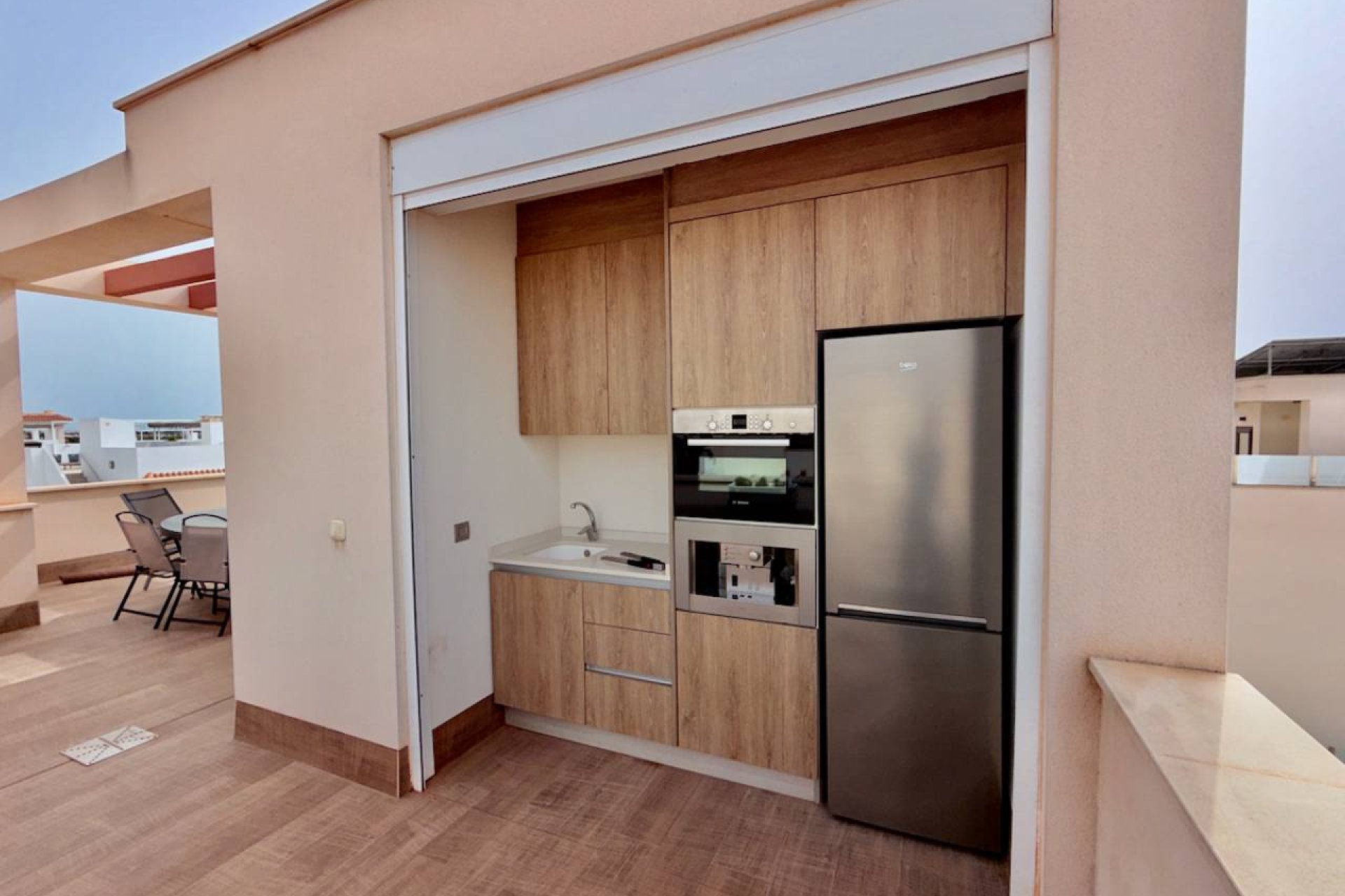 Villa moderna de nueva construcción con piscina privada y solárium en Ciudad Quesada