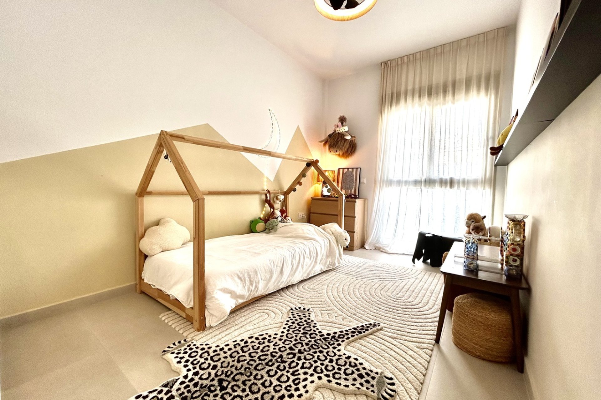 Villa moderna y energéticamente eficiente con piscina privada y terraza en la azotea en San Miguel de Salinas