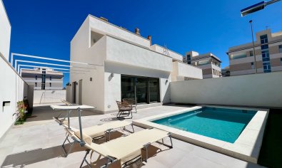 Villa - New Build - Villamartín - Villamartin