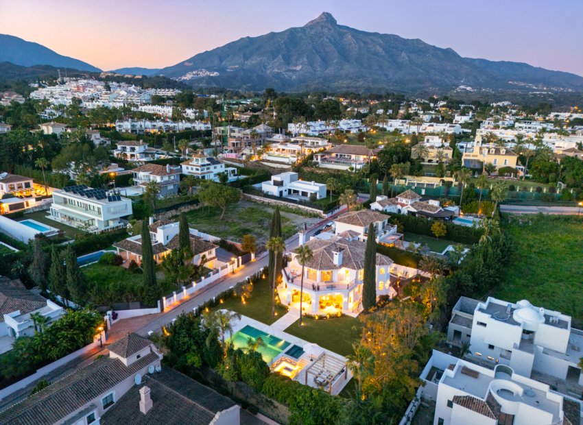 Villa - Nieuwbouw Woningen -
            Marbella - HS-82007