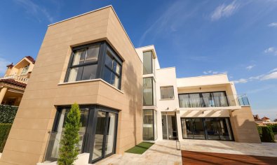 Villa - Nieuwbouw Woningen - Torrevieja -
                Torrevieja