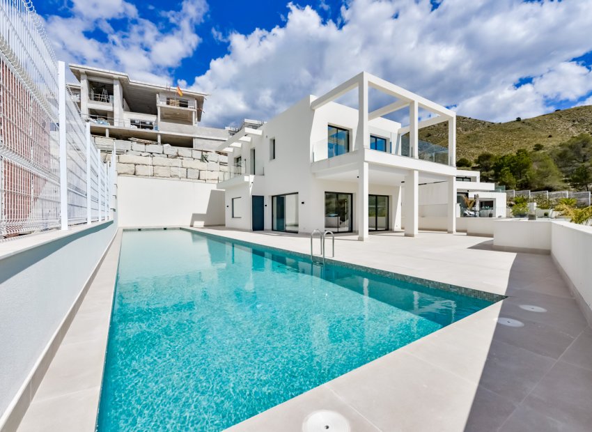 Villa - Obra nueva -
            Finestrat - HB-85450