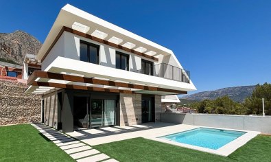 Villa - Obra nueva - Polop -
                Polop