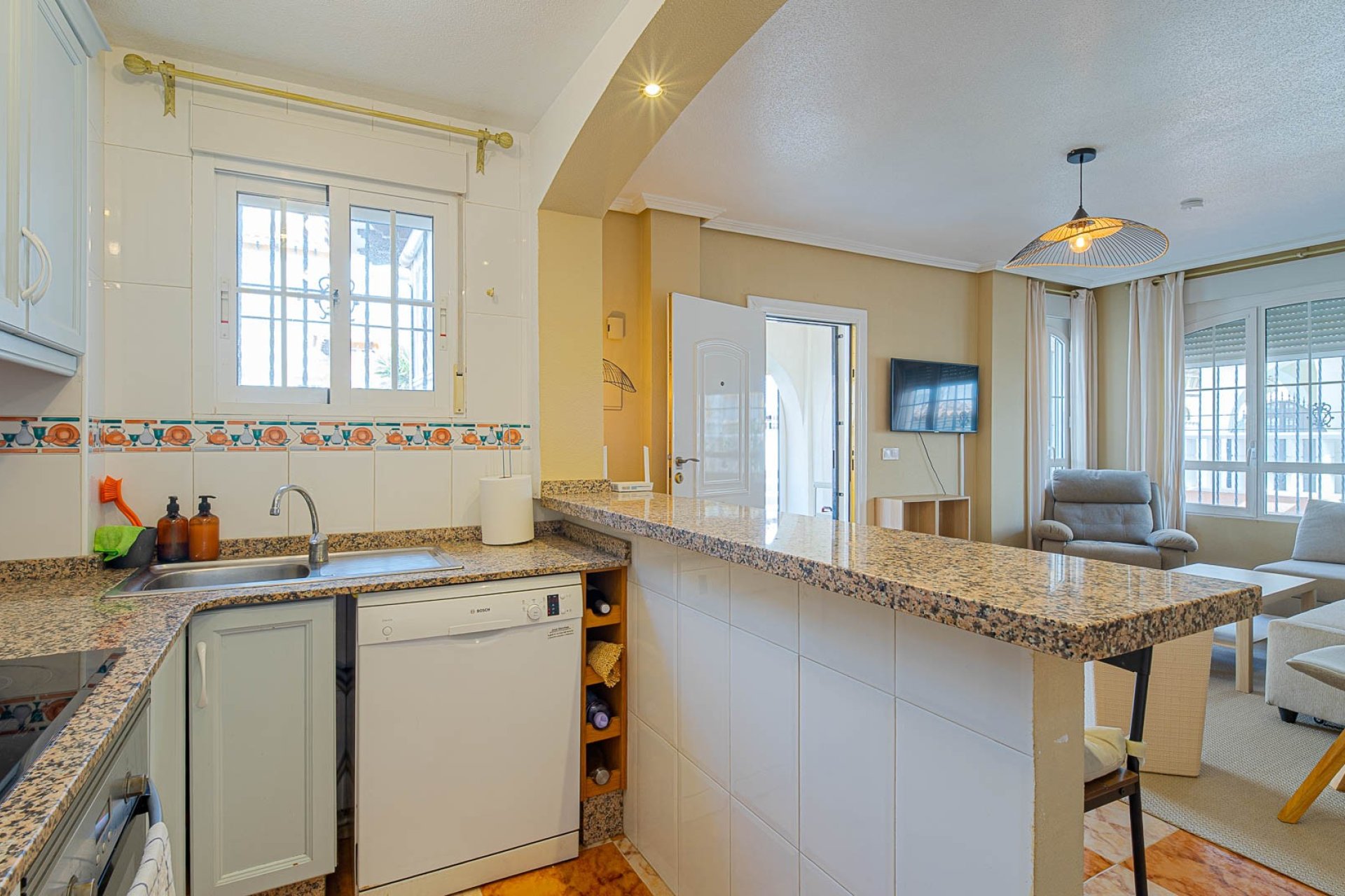 Villa quatro con solárium y piscina en Lomas de Cabo Roig