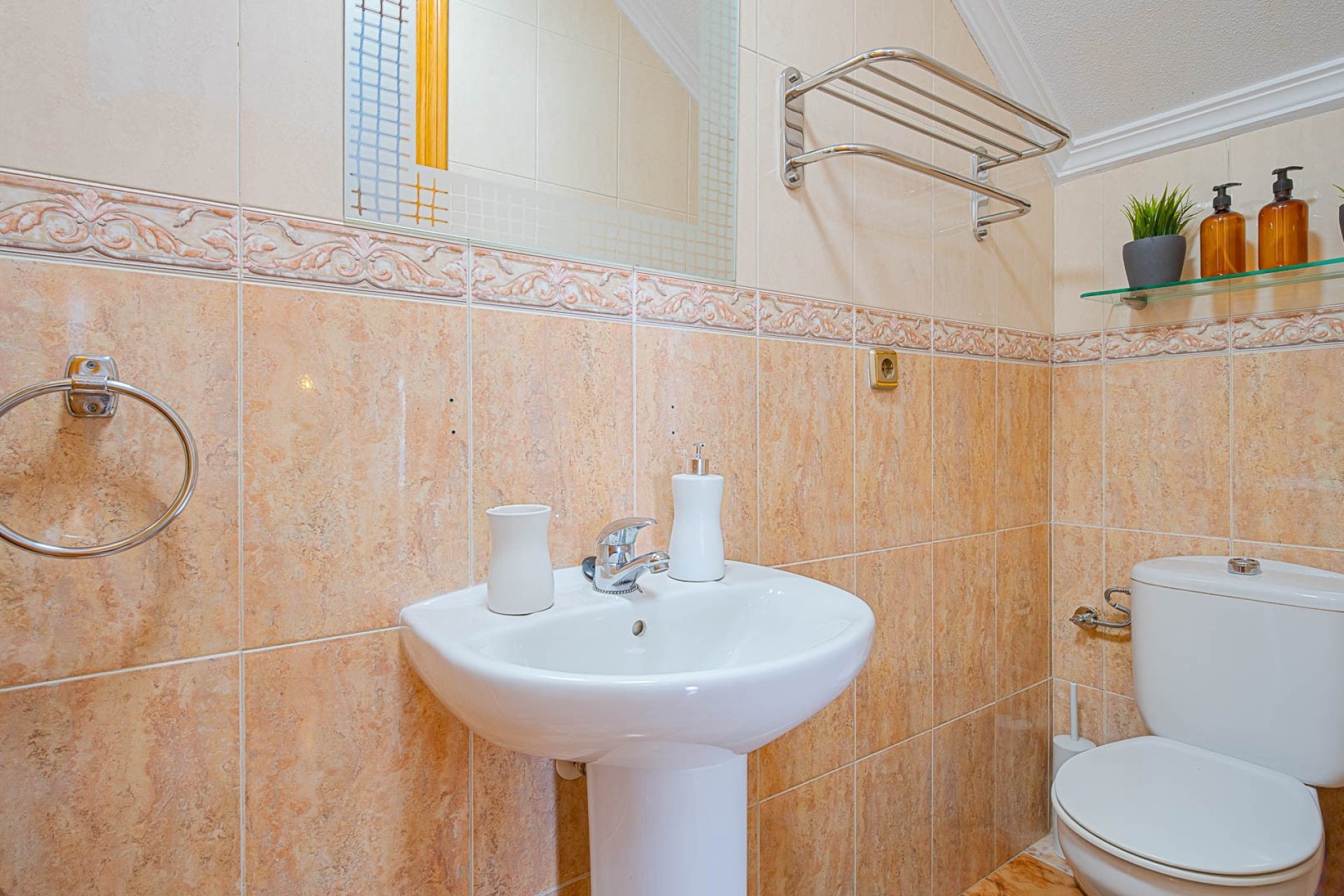 Villa quatro con solárium y piscina en Lomas de Cabo Roig