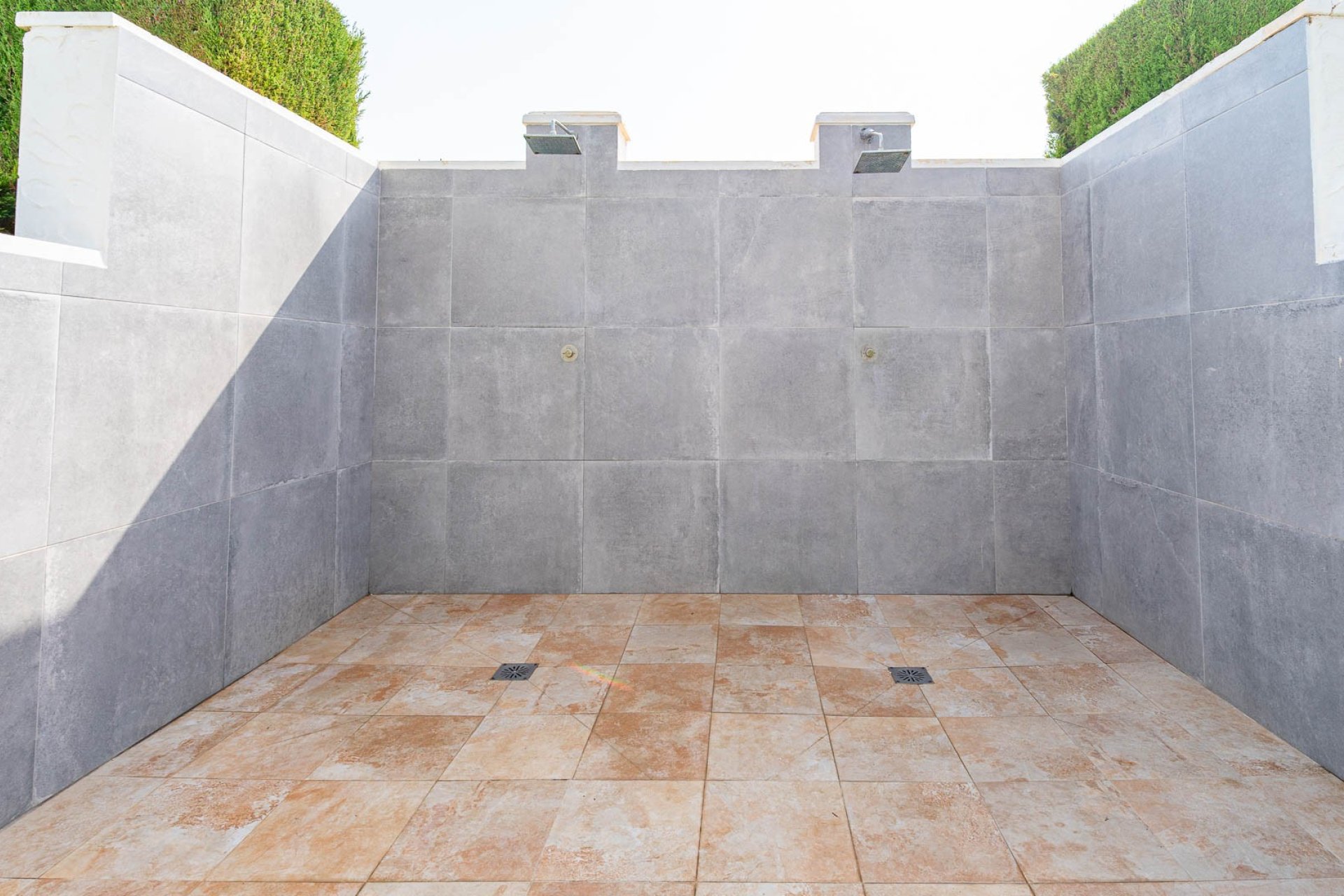 Villa quatro con solárium y piscina en Lomas de Cabo Roig