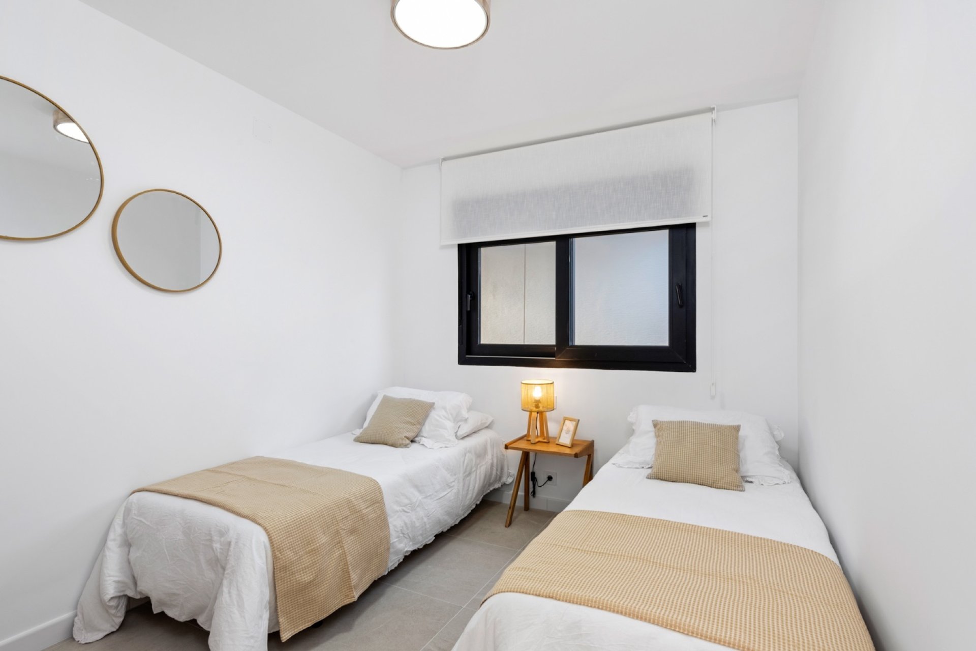 Villa reformada con piscina privada y jardín en Torrevieja, Costa Blanca