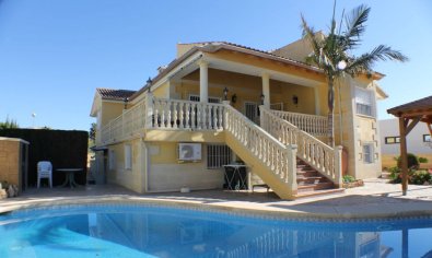 Villa - Resale - Alfas del Pí -
                Arabi