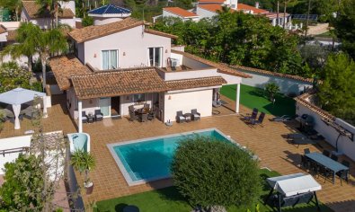 Villa - Resale - Alfaz del Pi -
                Alfas del Pí