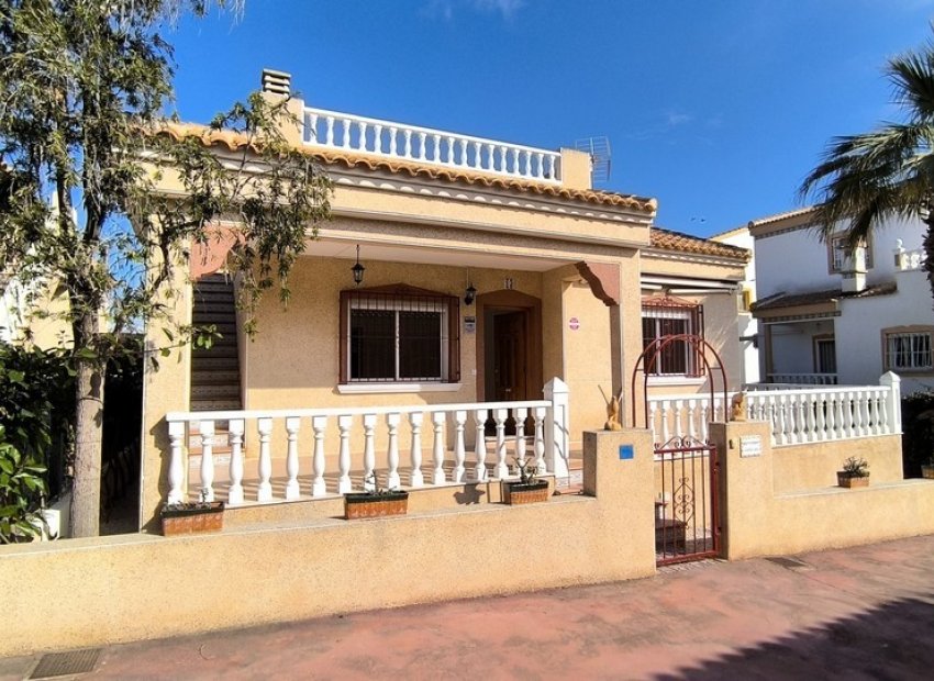 Villa - Resale -
            Algorfa - MM-67984