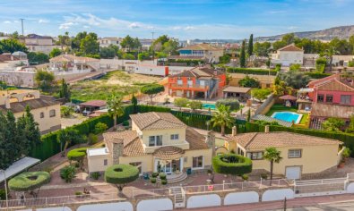 Villa - Resale - Algorfa -
                Montemar