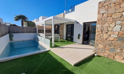 Villa - Resale - Cabo Roig -
                Cabo Roig