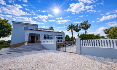 Villa - Resale - Catral -
                Catral