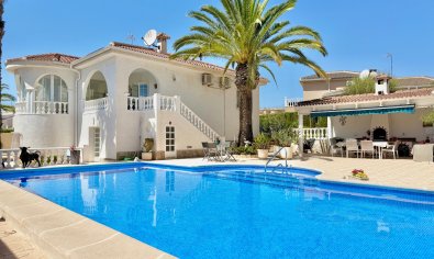 Villa - Resale - Ciudad Quesada -
                Centro de la Ciudad Quesada