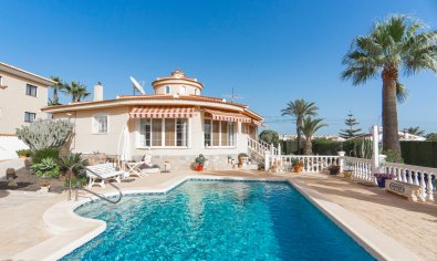 Villa - Resale - Ciudad Quesada -
                Rojales