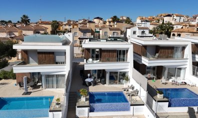 Villa - Resale - Dehesa De Campoamor -
                Dehesa De Campoamor