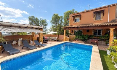 Villa - Resale - Jacarilla -
                Jacarilla