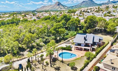 Villa - Resale - La Nucía -
                La Nucía