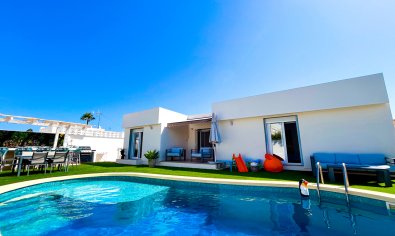 Villa - Resale - Mar de Cristal -
                Mar de Cristal