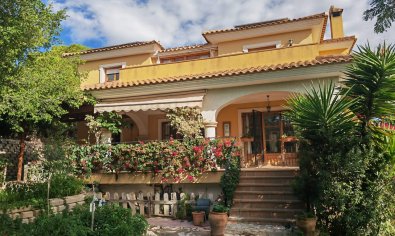 Villa - Resale - Muchamiel -
                Bonalba