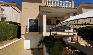 Villa - Resale - Orihuela Costa -
                Los Altos