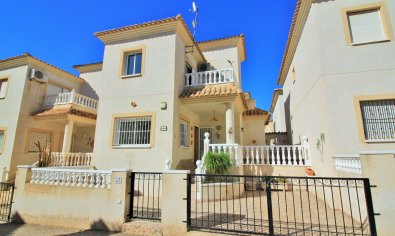 Villa - Resale - Orihuela Costa -
                Playa Flamenca