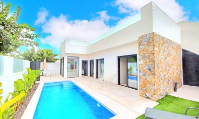 Villa - Resale - Pilar de la Horadada -
                Pilar de la Horadada