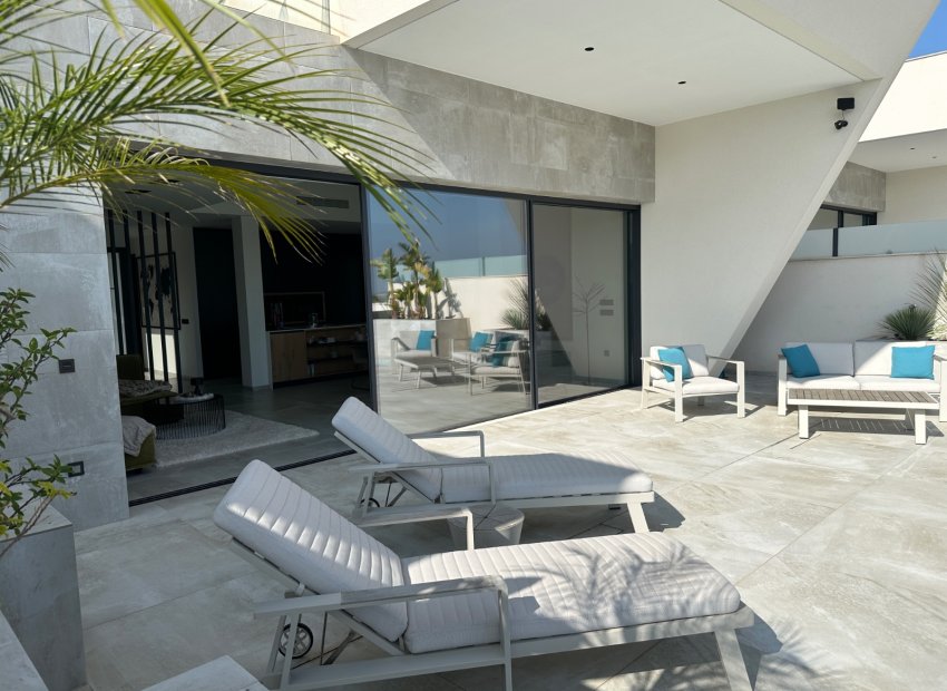 Villa - Resale -
            Rojales - MM-15329