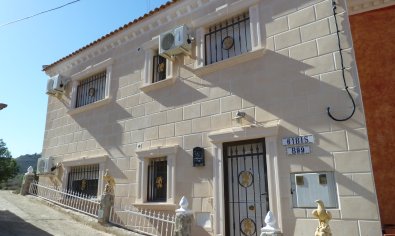 Villa - Resale - Rojales -
                Rojales