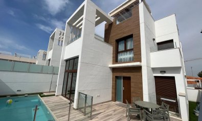 Villa - Resale - Torrevieja - Los Altos