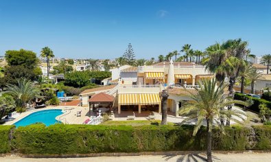 Villa - Resale - Torrevieja - Punta Prima