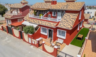 Villa - Resale - Villamartín -
                PAU 26