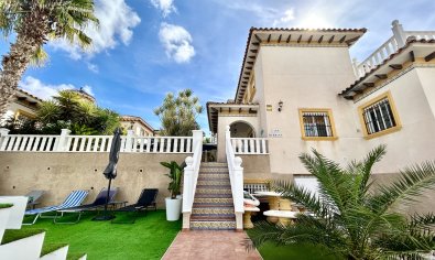 Villa - Resale - Villamartín -
                Villamartin