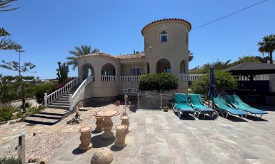 Villa - Reventa - Algorfa -
                Lomas de La Juliana