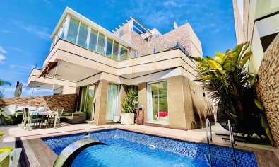 Villa - Reventa - Ciudad Quesada -
                Ciudad Quesada