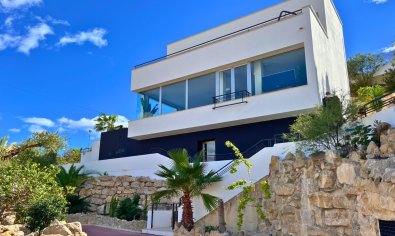 Villa - Reventa - El Campello -
                Pueblo Acantilado - Venta Lanuza