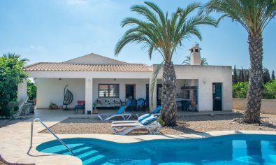 Villa - Reventa - Guardamar del Segura -
                El Raso