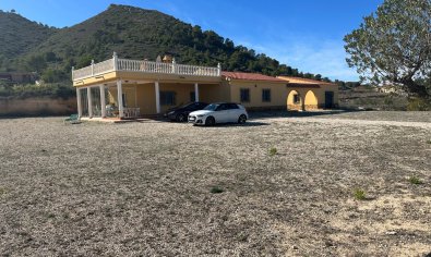 Villa - Reventa - Hondón de los Fráiles -
                Hondón de los Fráiles