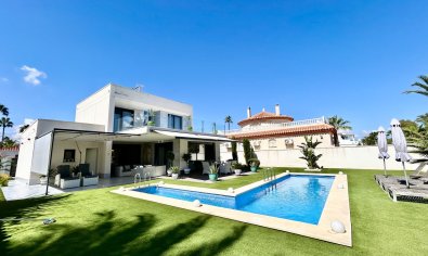 Villa - Reventa - Los Urrutias -
                Los Urrutias