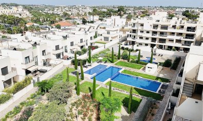Villa - Reventa - Orihuela Costa -
                Los Dolses