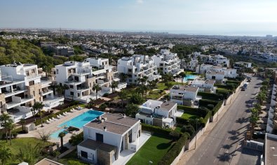Villa - Reventa - Orihuela Costa -
                Los Dolses