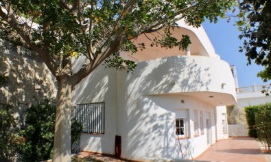Villa - Reventa - Villajoyosa -
                Montiboli