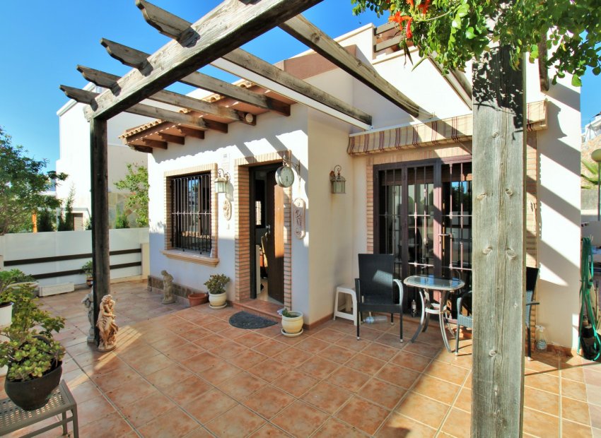 Villa - Reventa -
            Villamartín - MM-60919