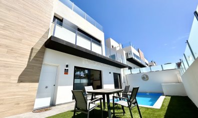Villa - Reventa - Villamartín -
                Villamartin