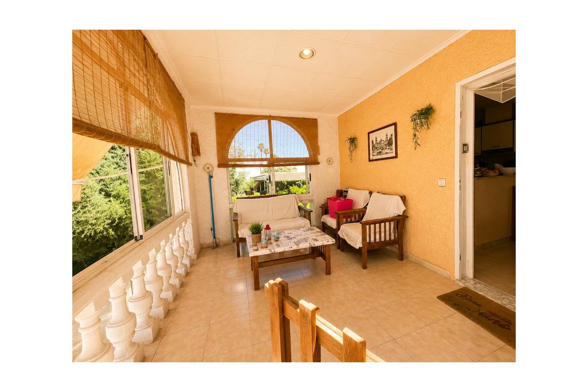 Villa unifamiliar con piscina privada en Torrevieja, 5 dormitorios